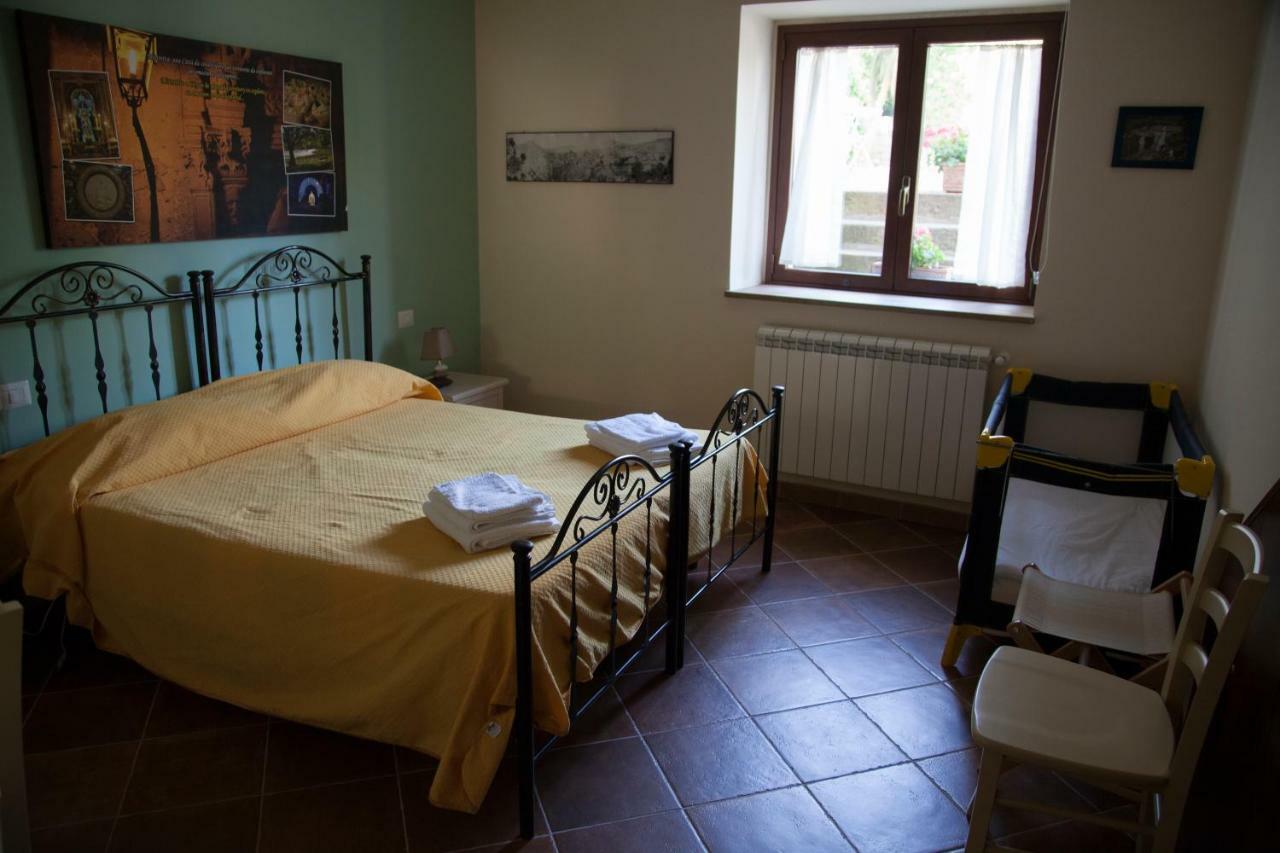 La Carretteria Guest House Mistretta Exteriör bild